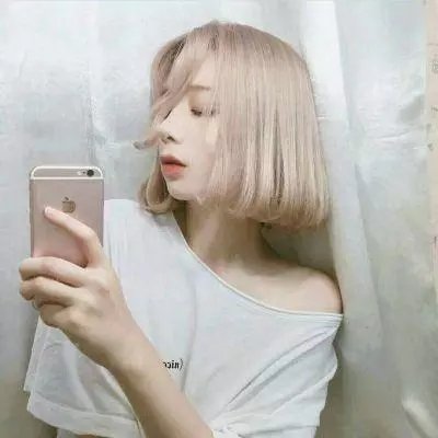窗里的光